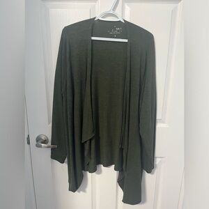 Torrid | Asymmetrical Green Cardigan | Size 3 | GUC